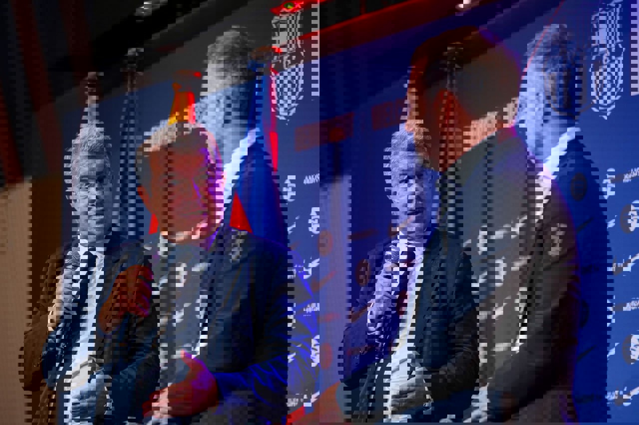 2058253