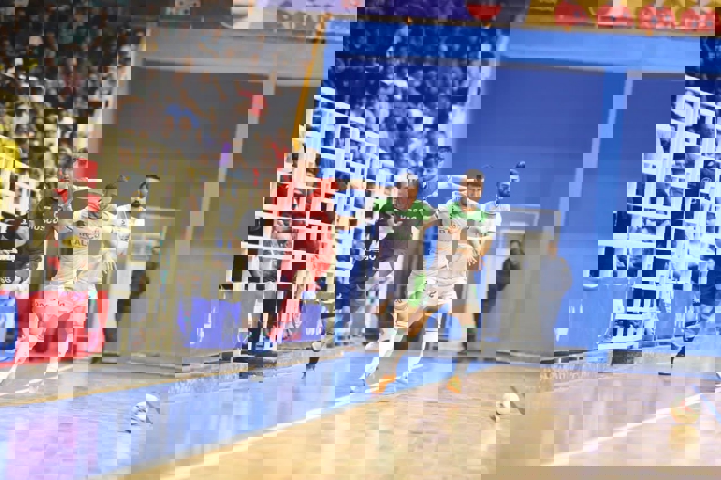 2058362