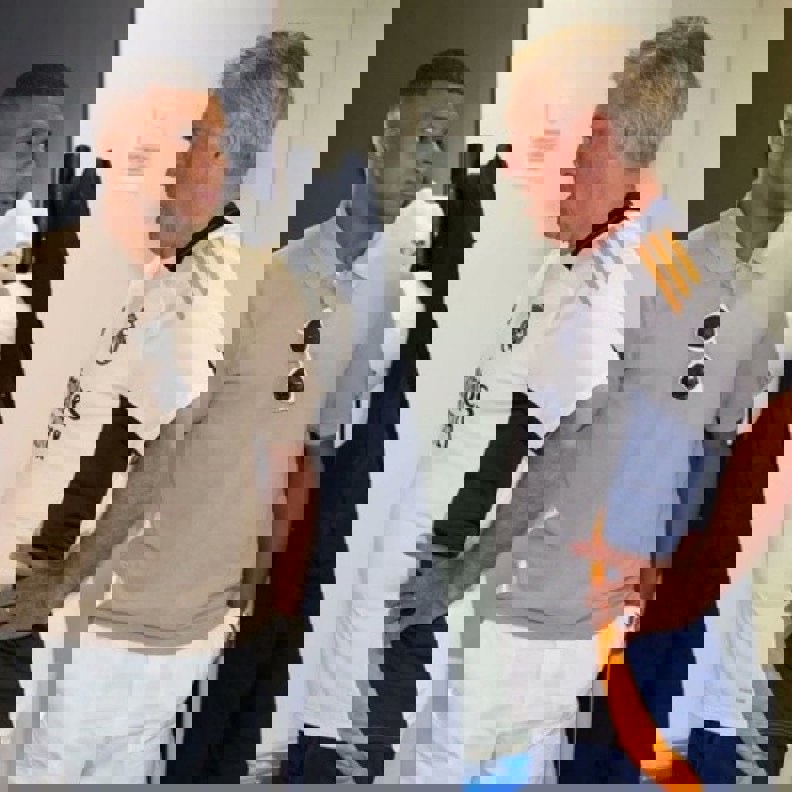 2058269