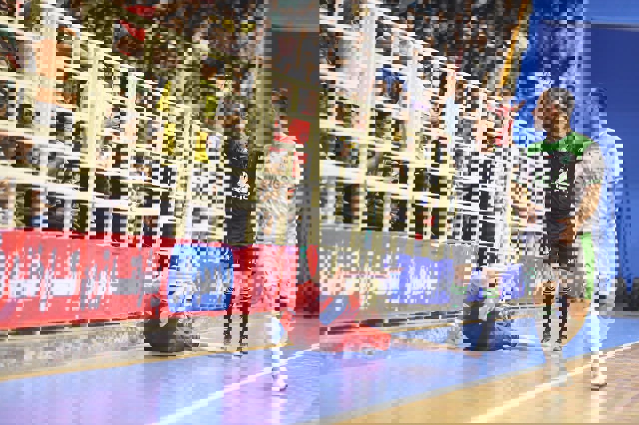 2058436