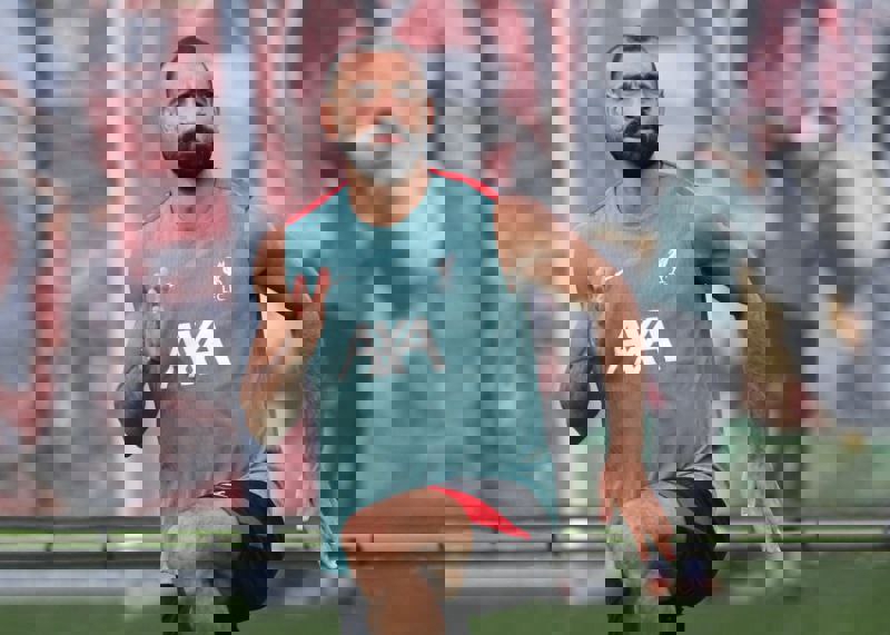 2058589