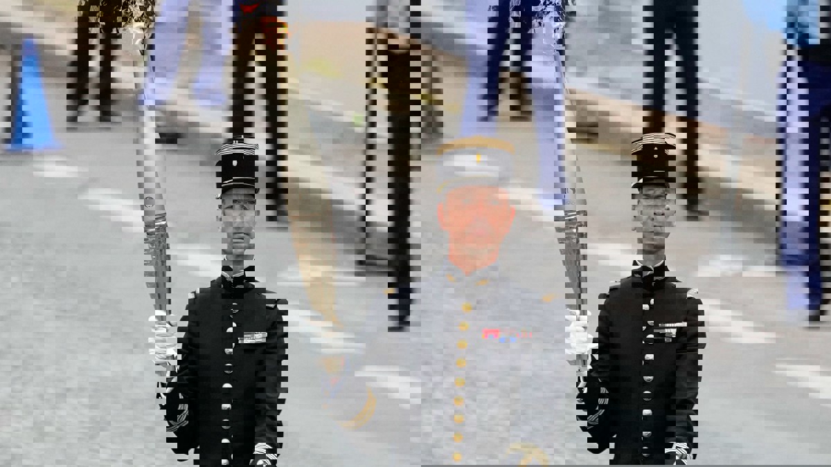 2058543