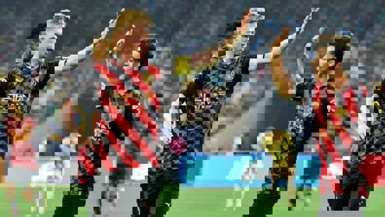 2058748