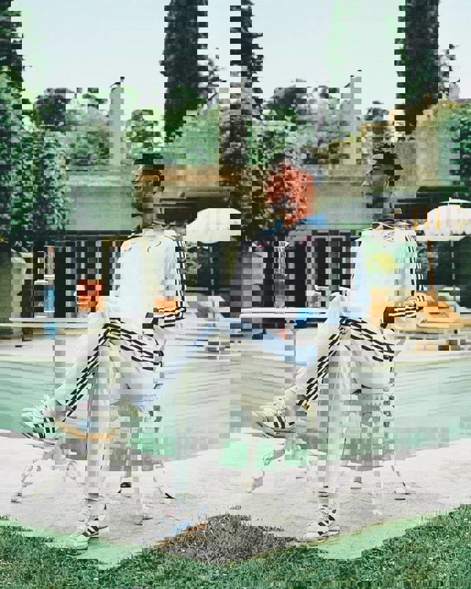 2058715