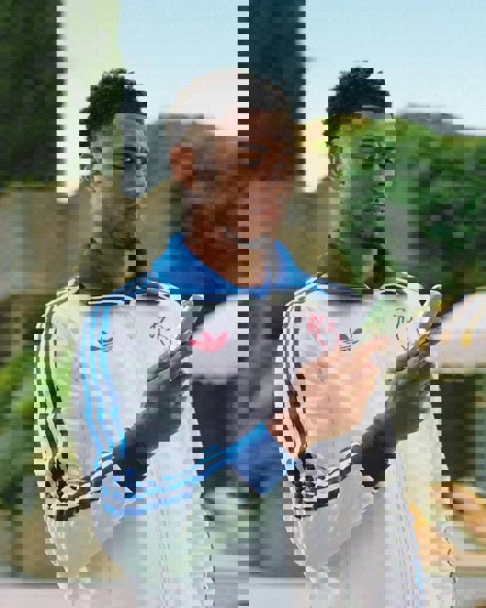 2058712