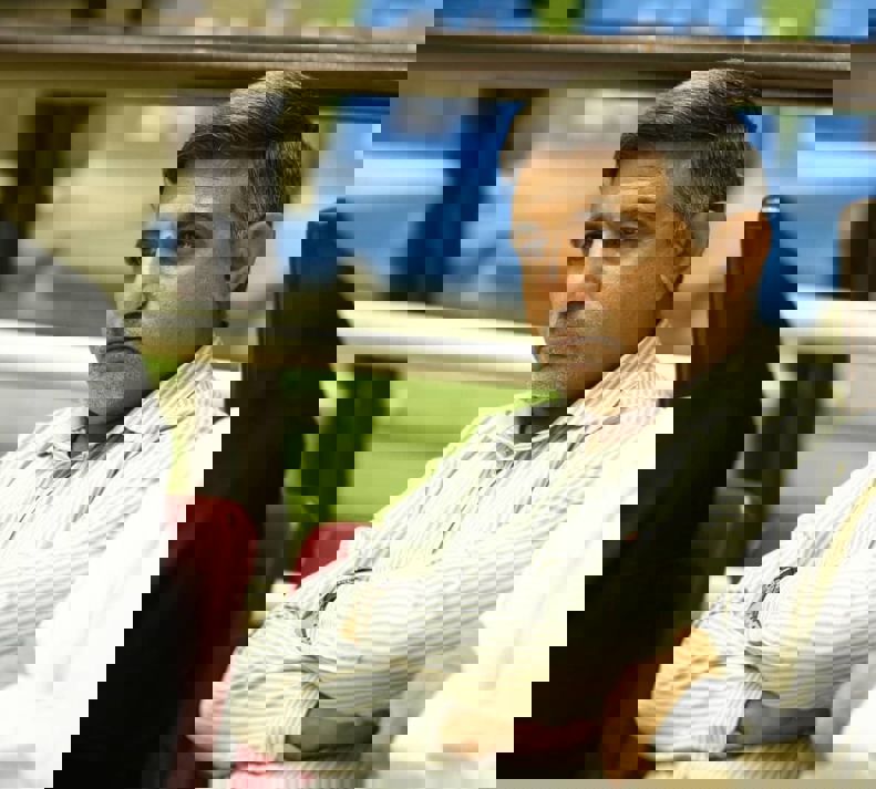 2058784