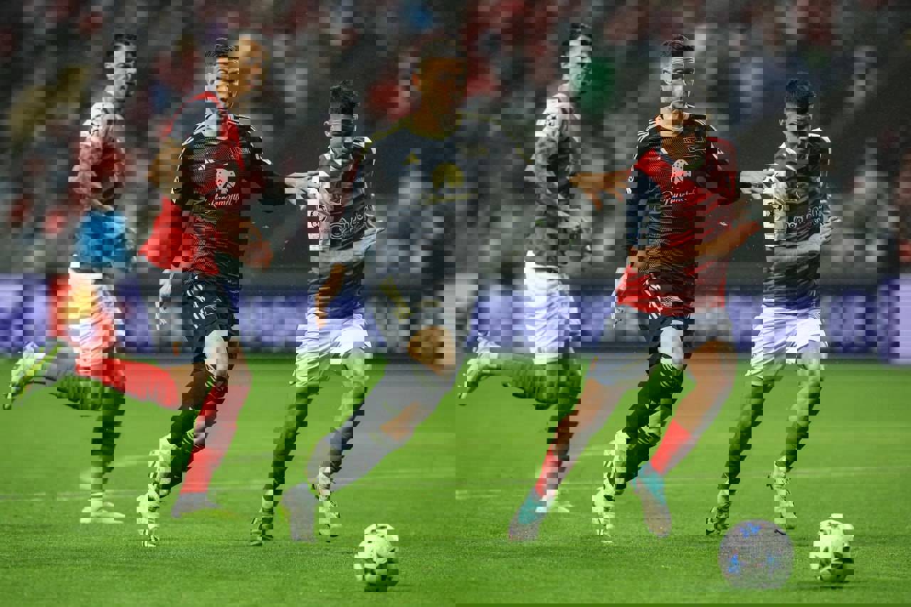 2058729