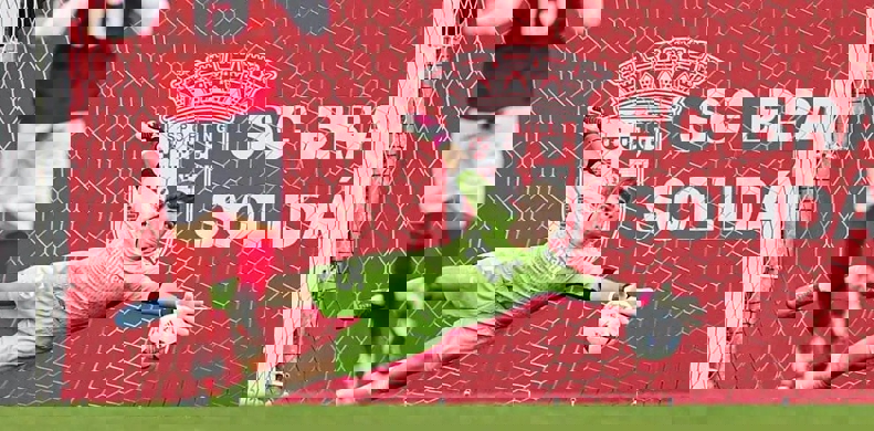 2058733