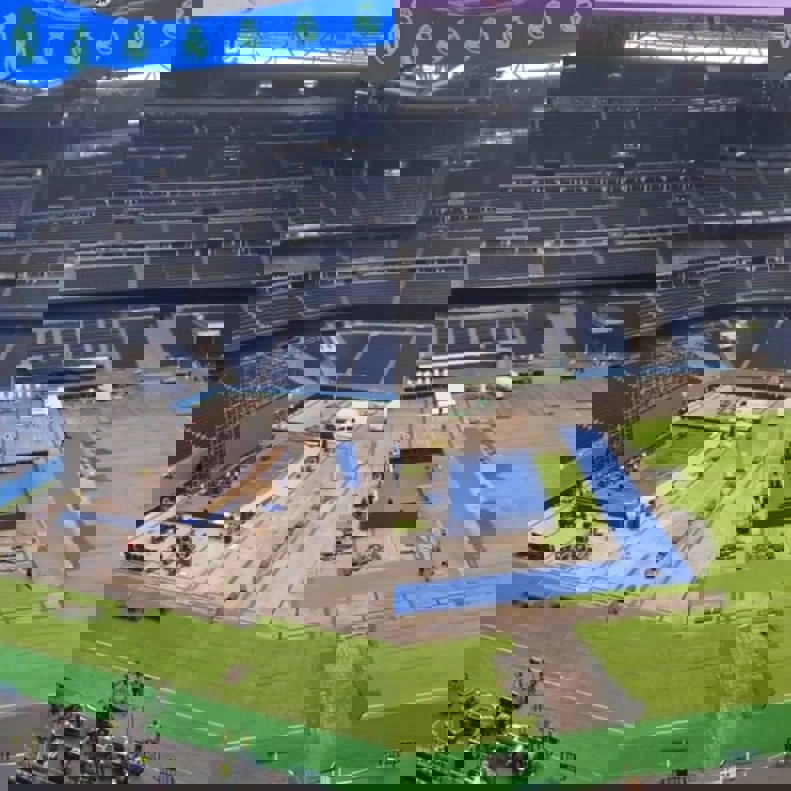 2058709
