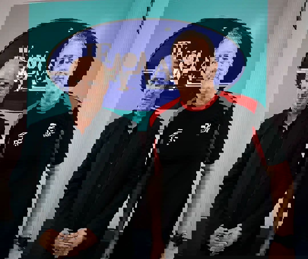 2058852