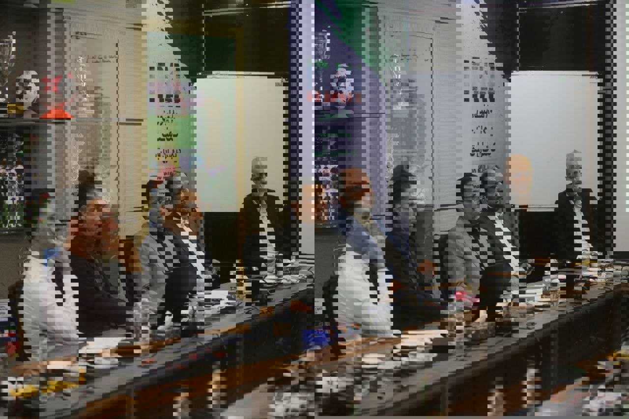 2058858