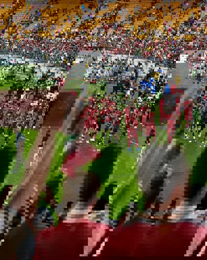 2058831