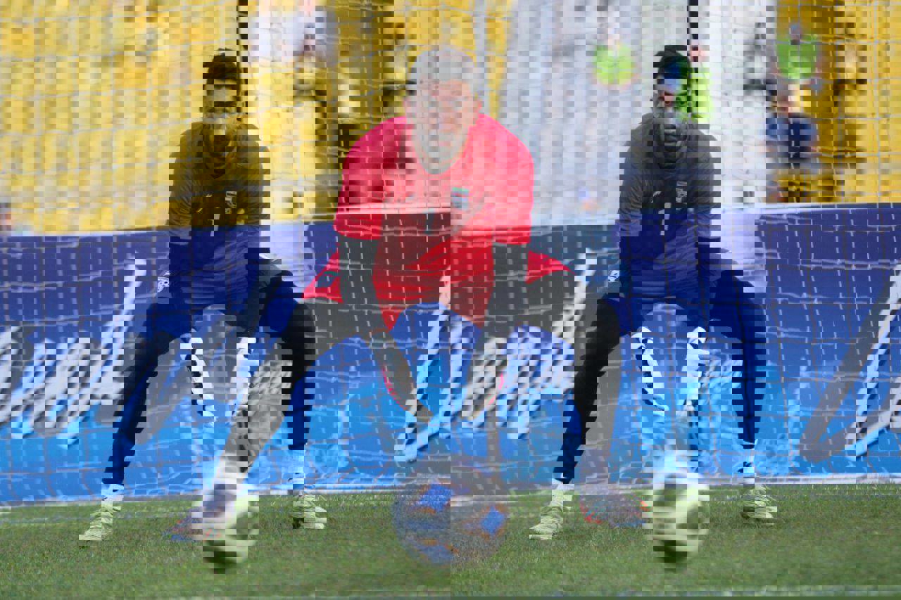 2058907