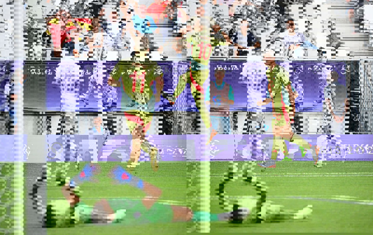 2059121