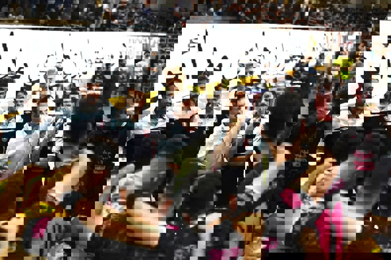 2059135