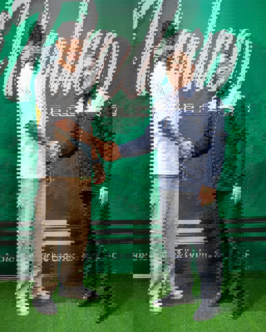 2059768