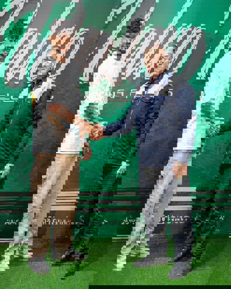 2059768