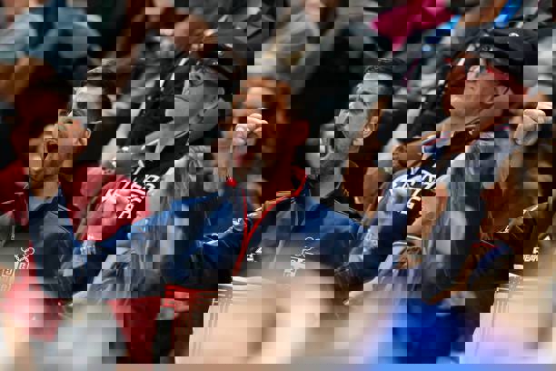 2059716