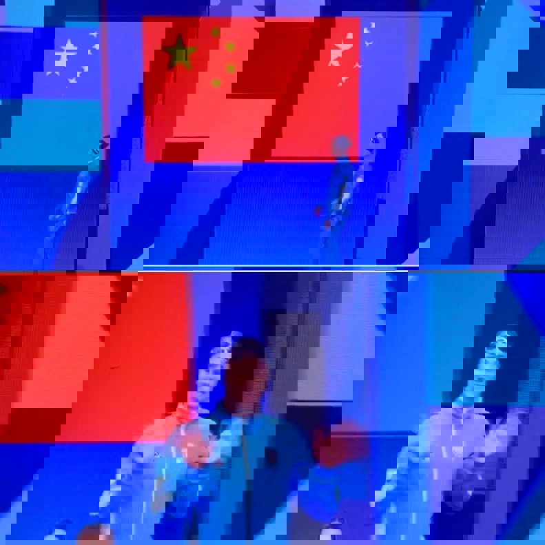 2059858
