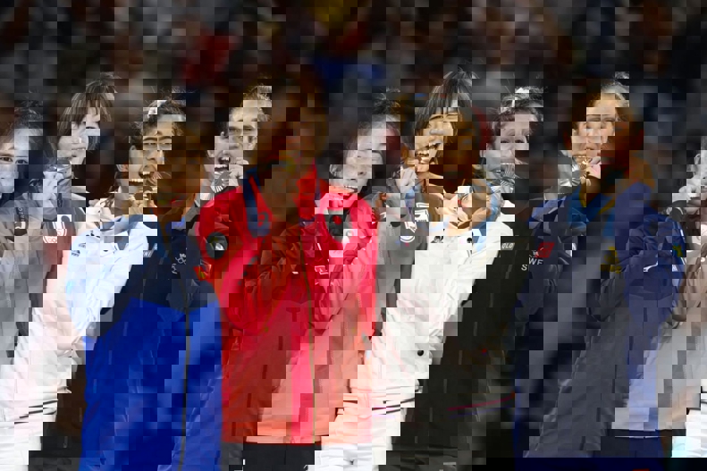 2059962