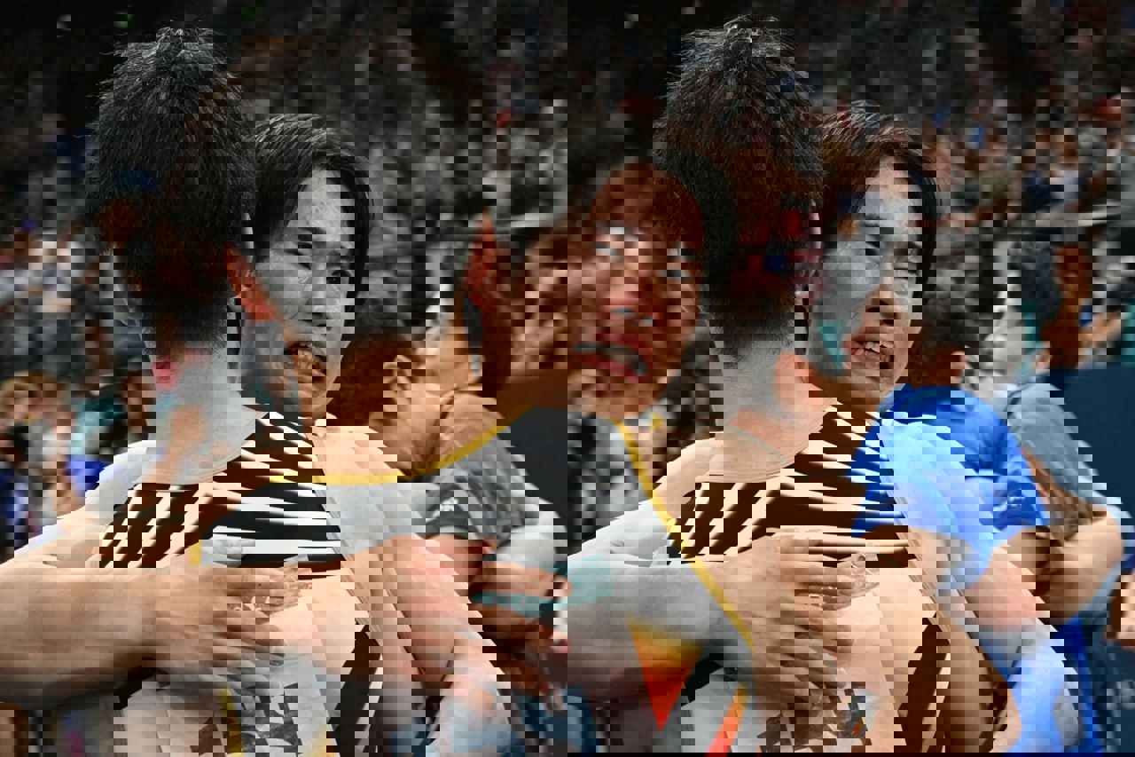 2060349