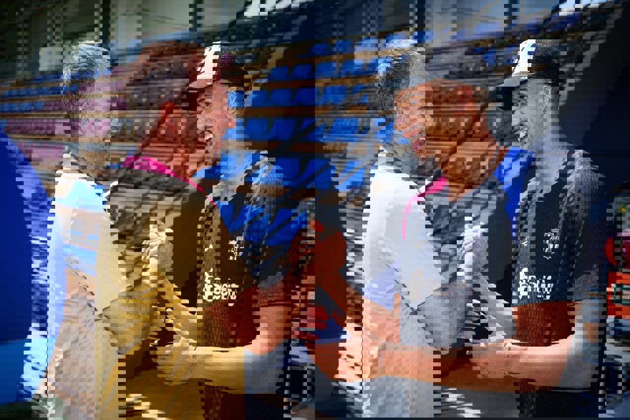 2060851
