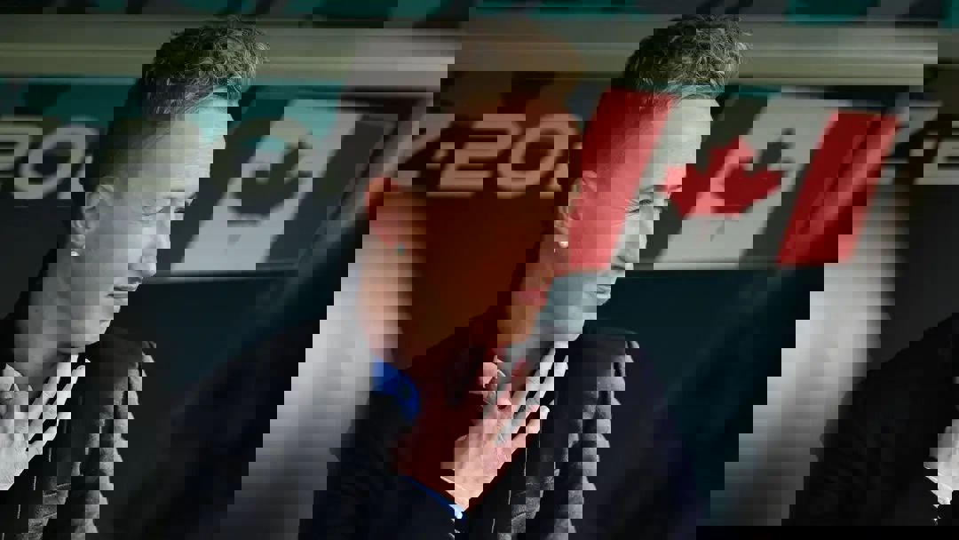 2060676