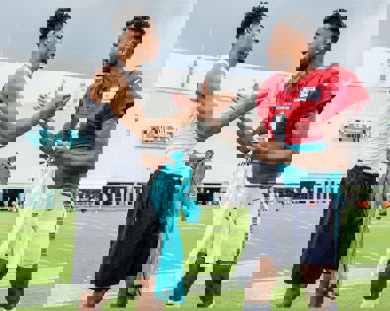 2060576