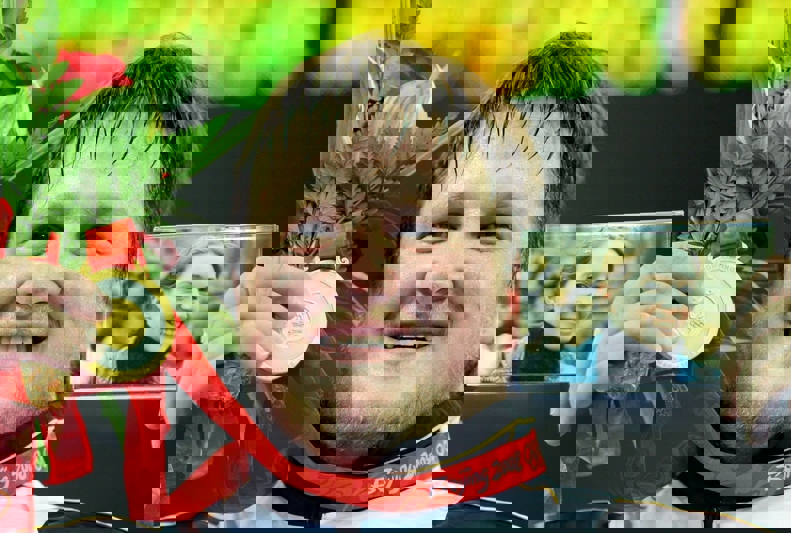 2060814
