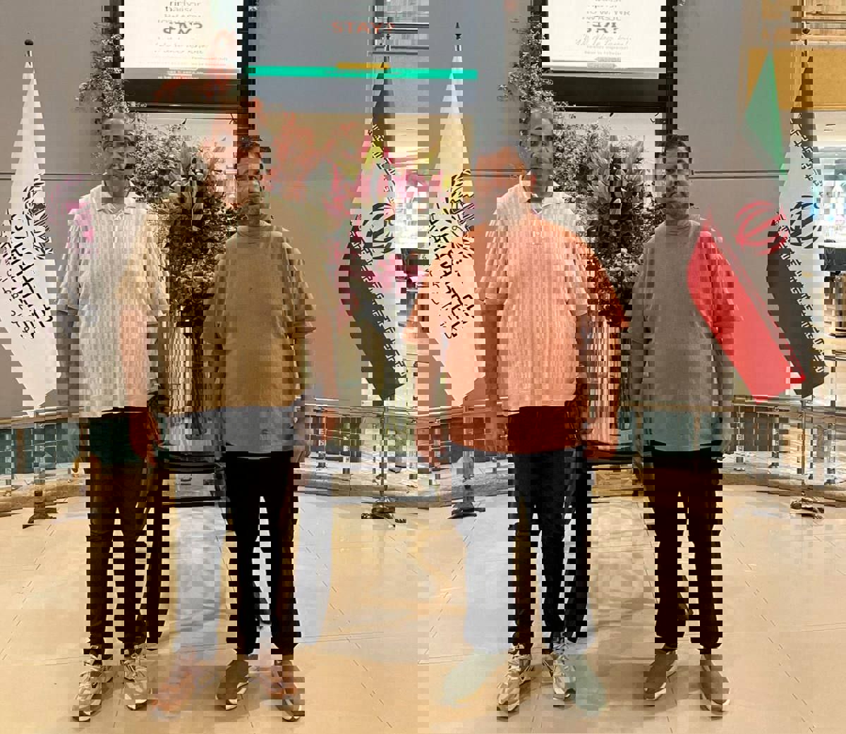 2060816