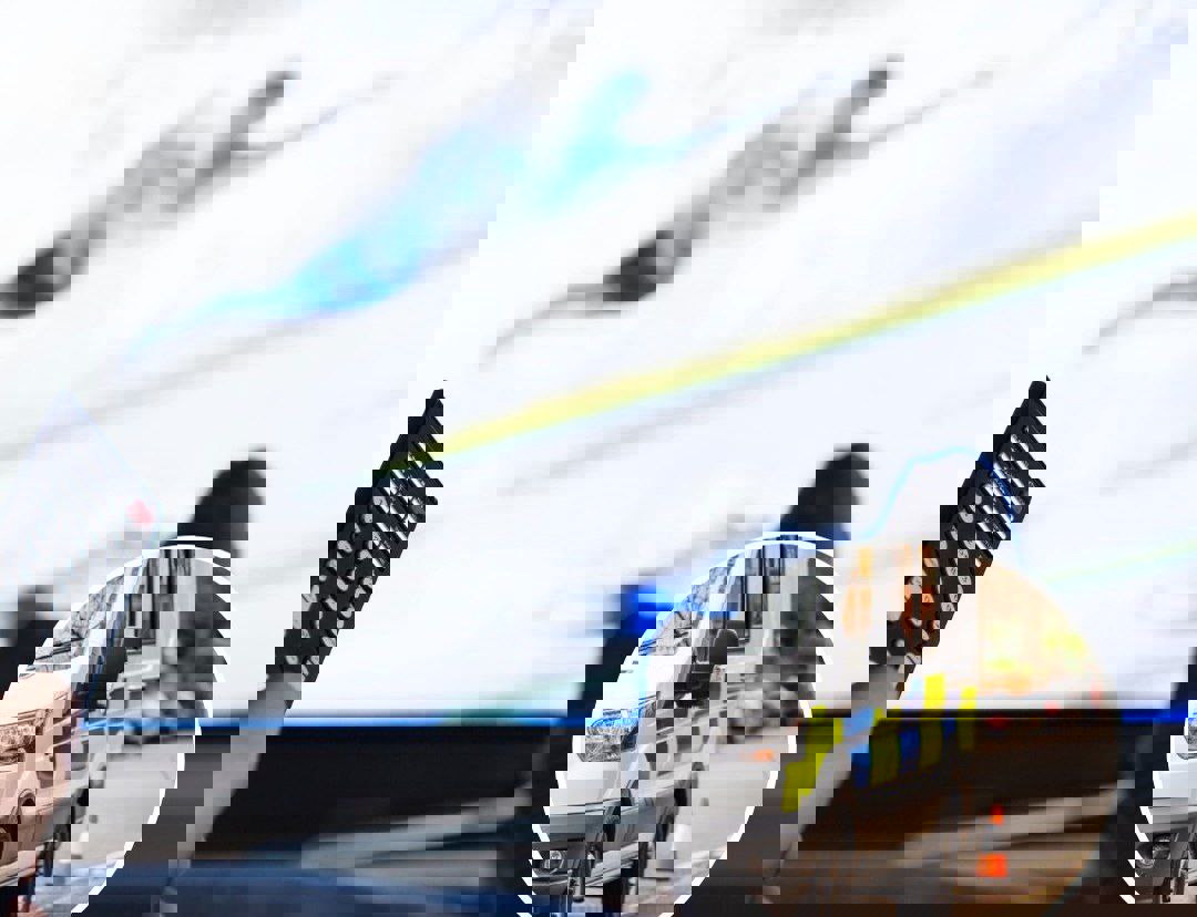 2060868