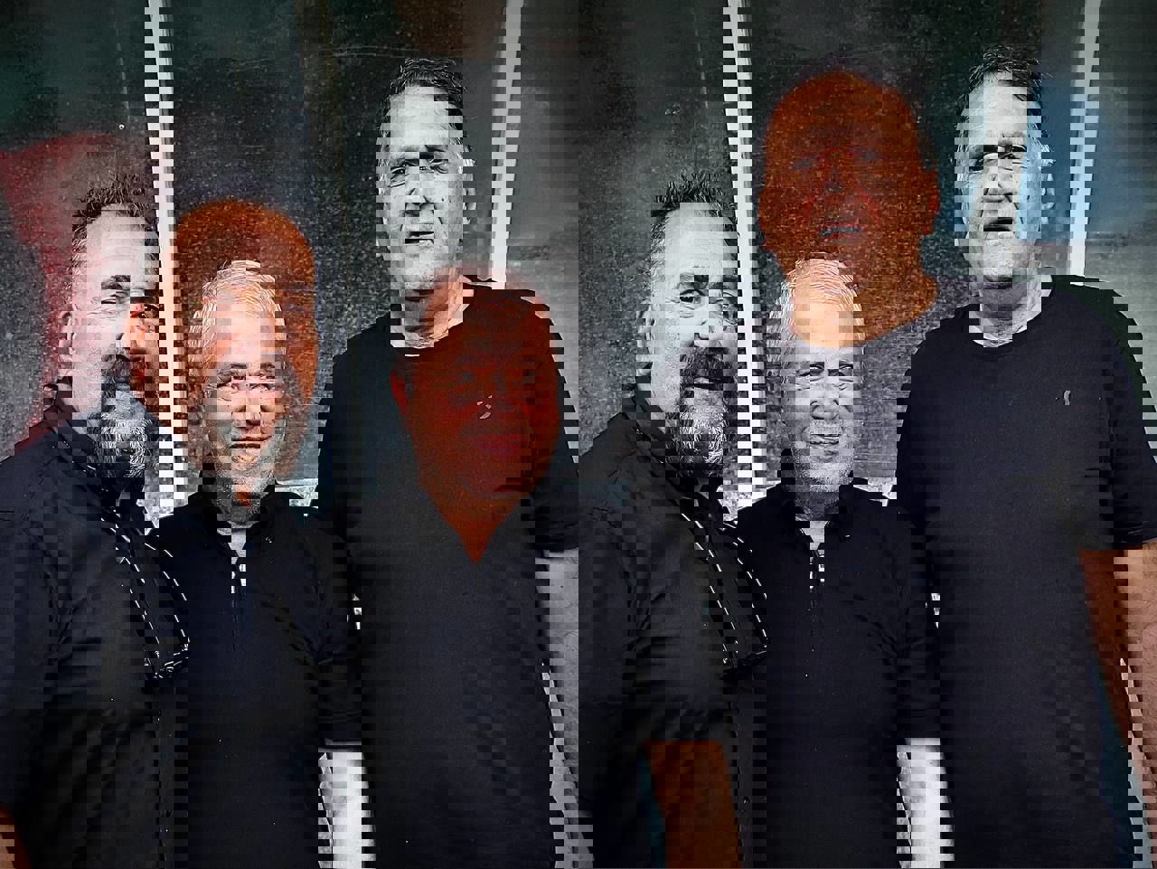 2060952