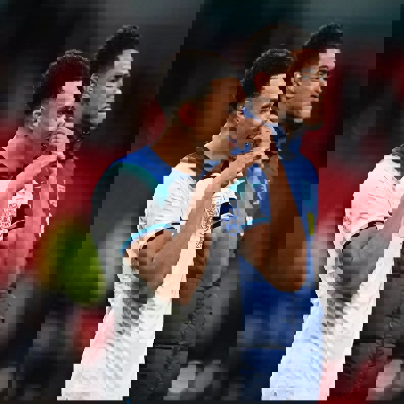 2061096