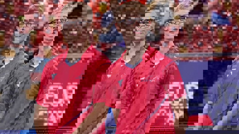 2061261