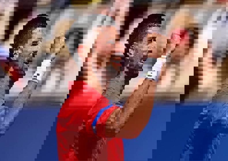 2061817