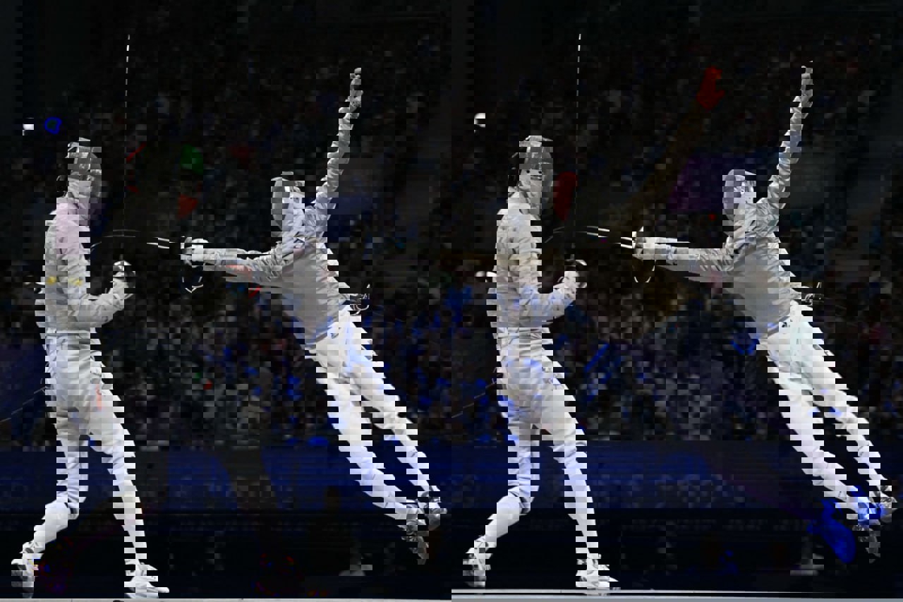 2061843