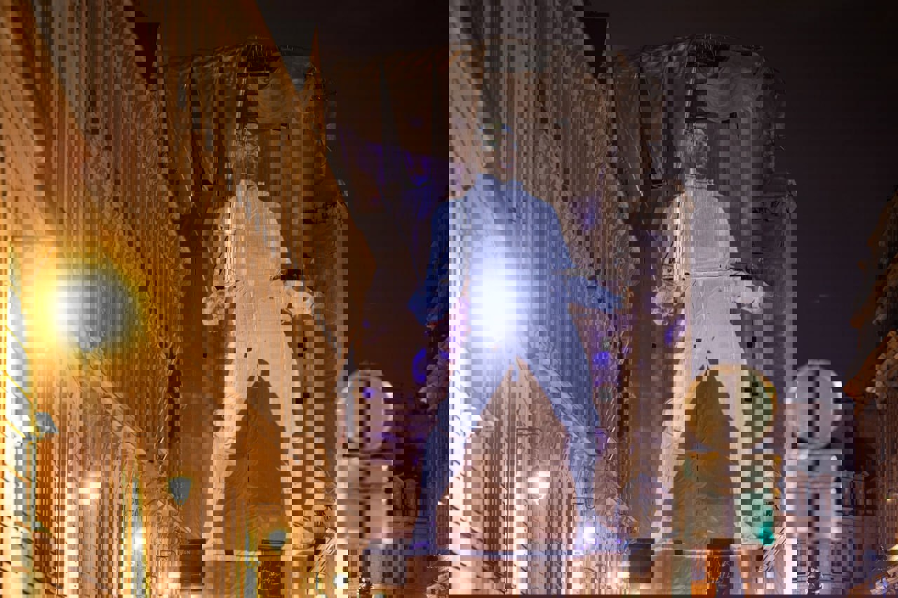 2061852
