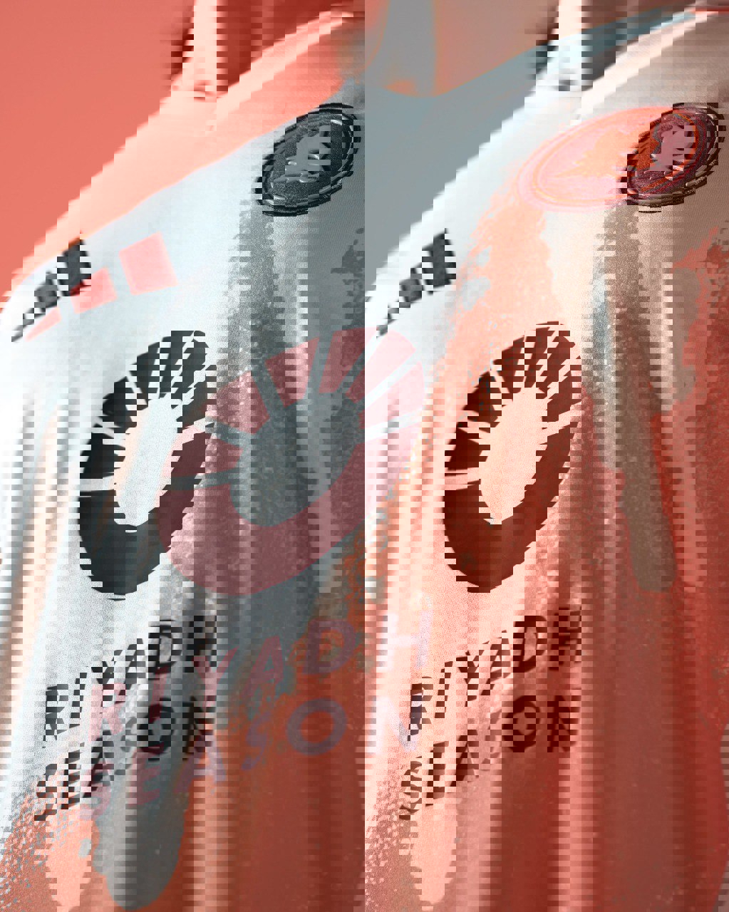 2061561