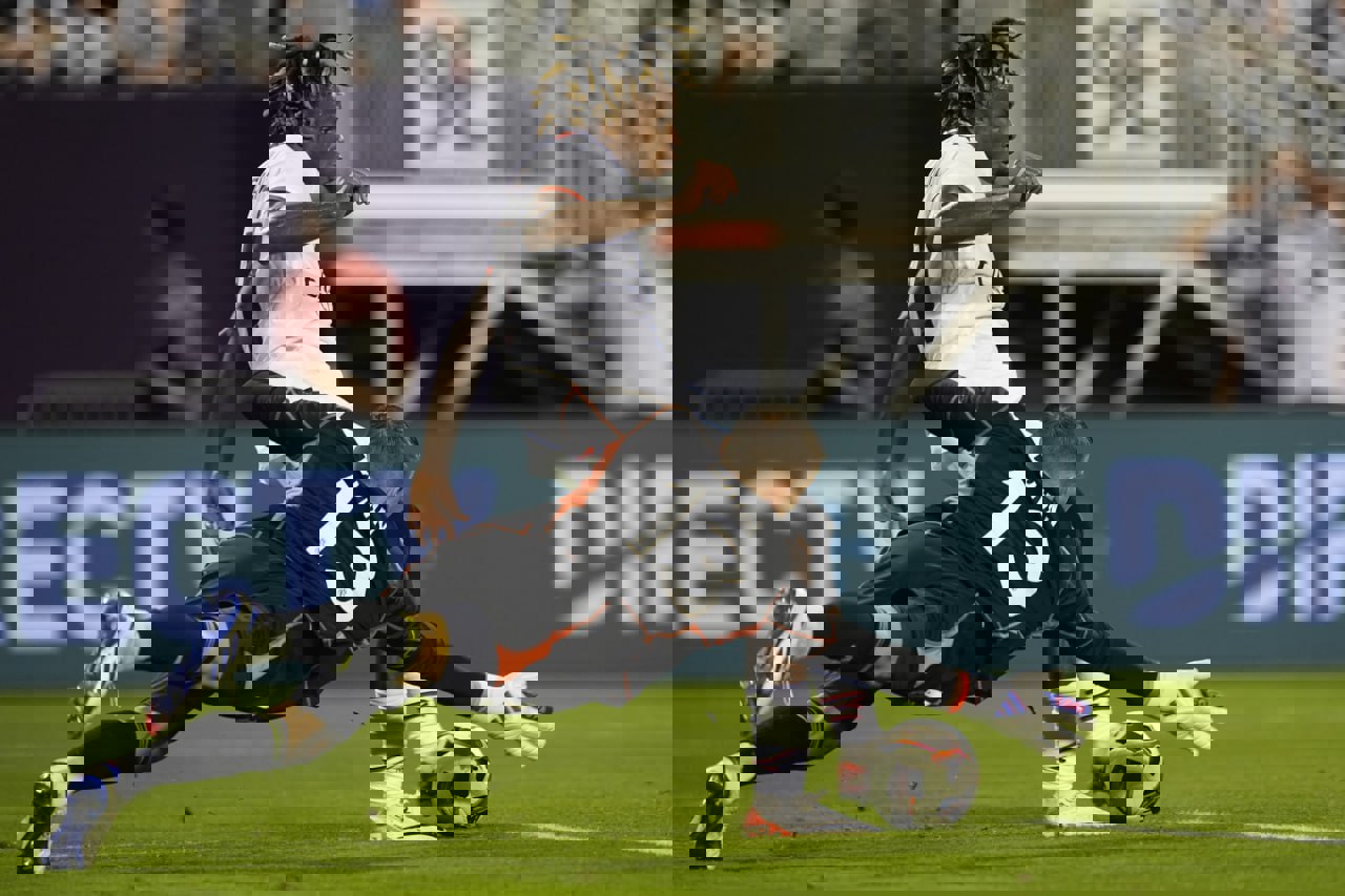 2061539