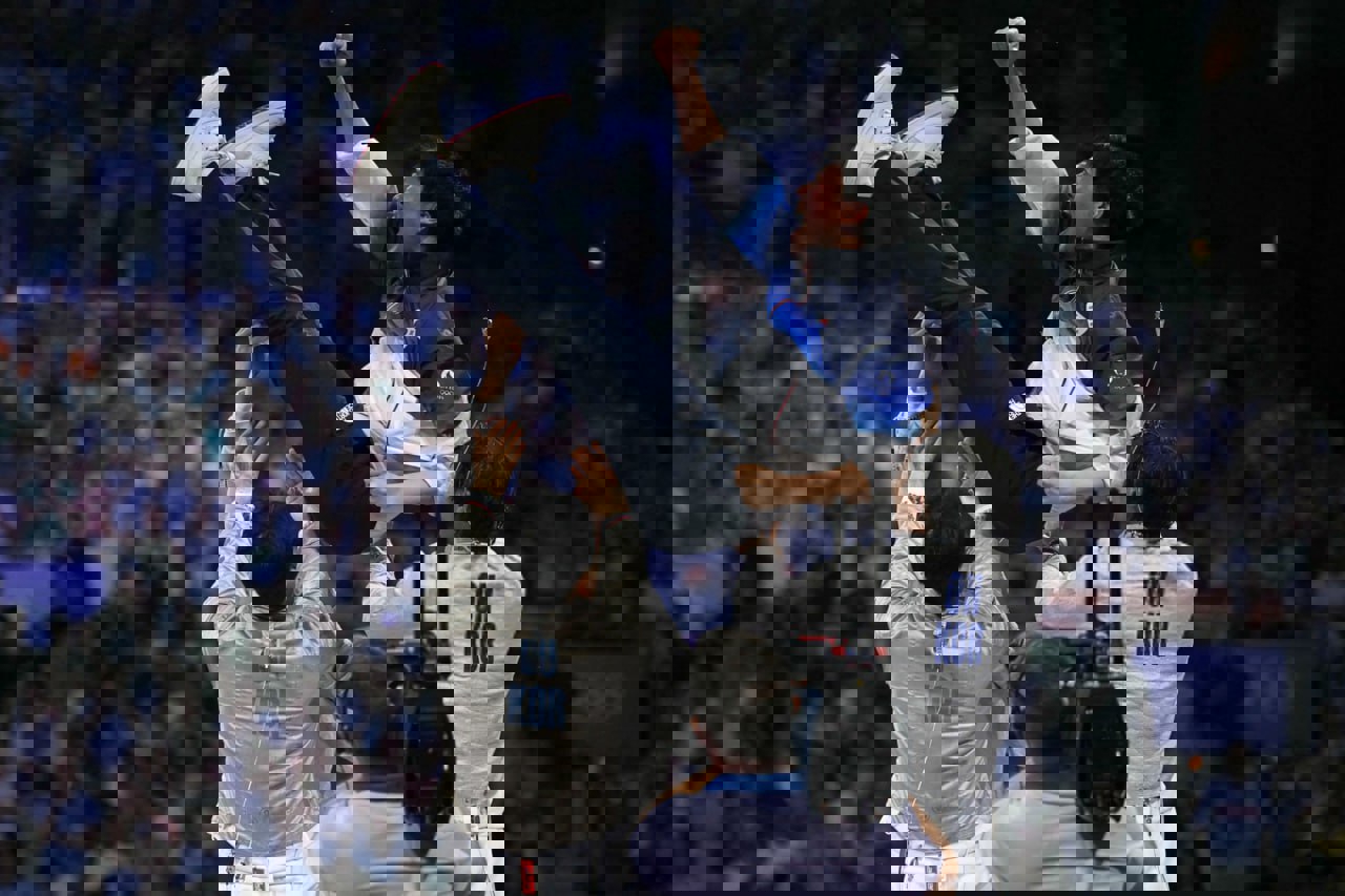 2061764