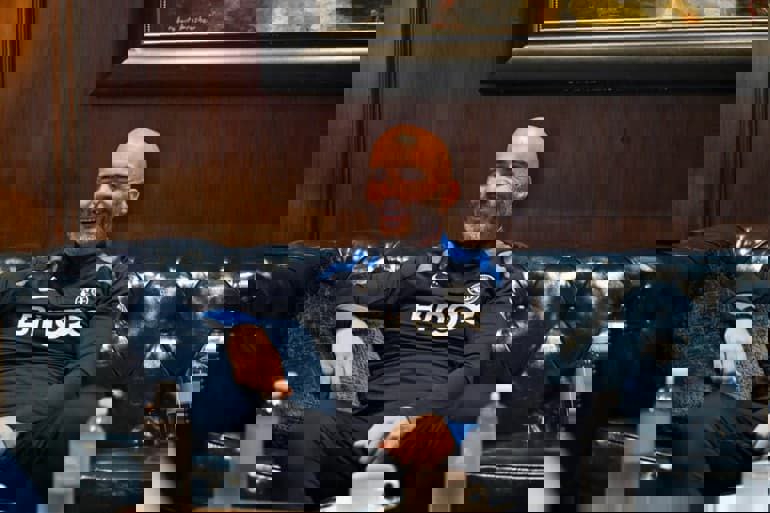 2061789