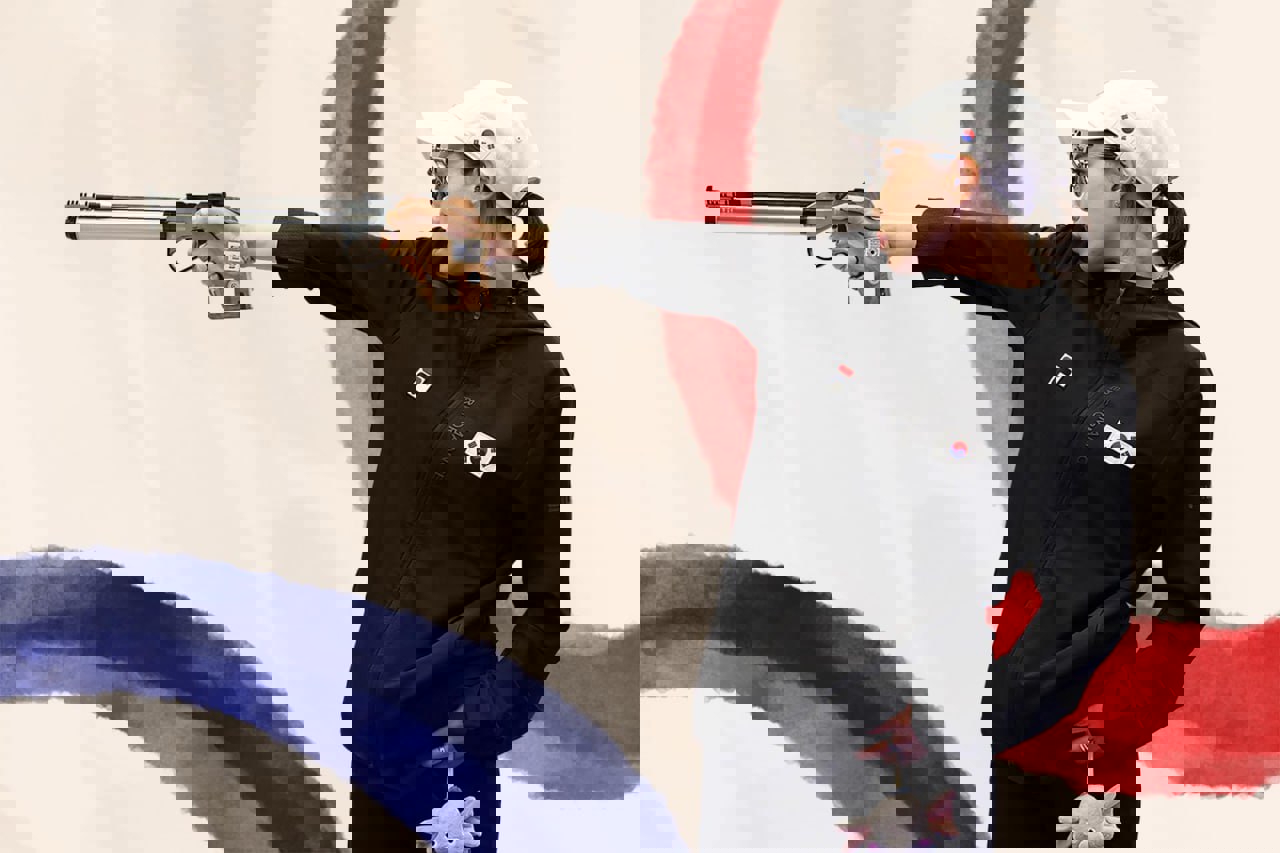 2061704