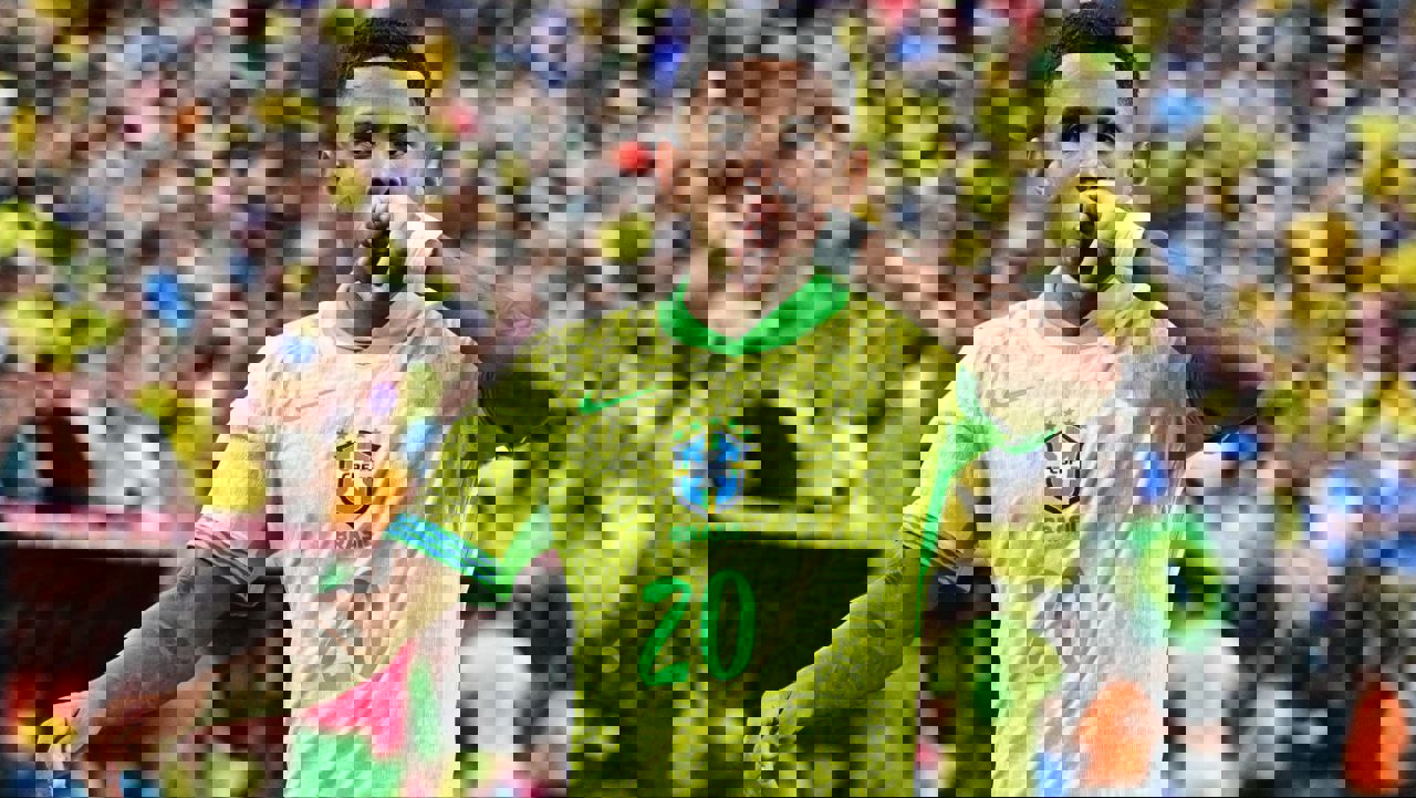 2061854