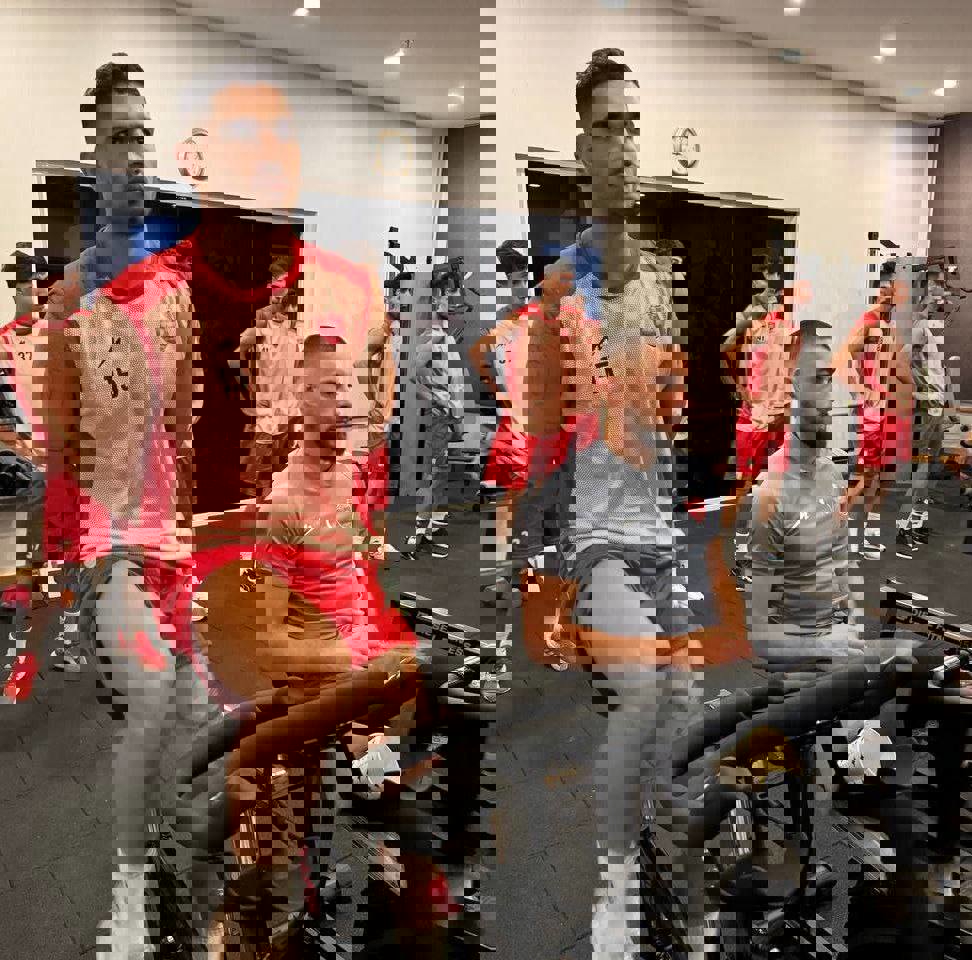 2061962