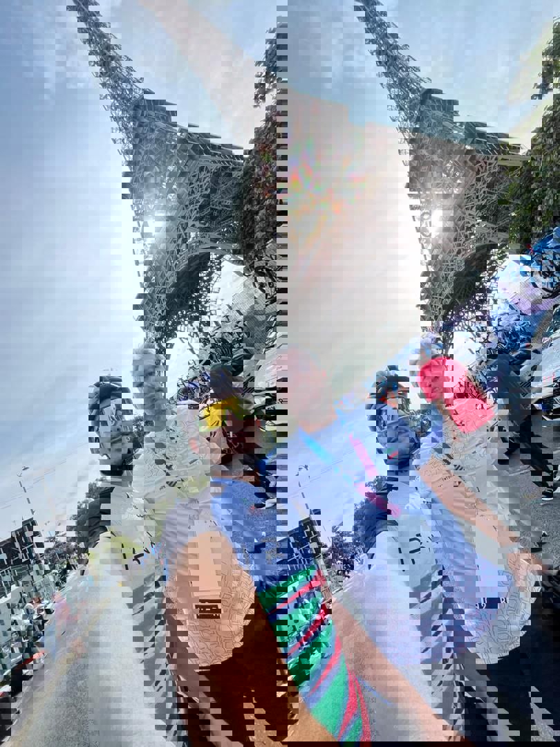 2062371