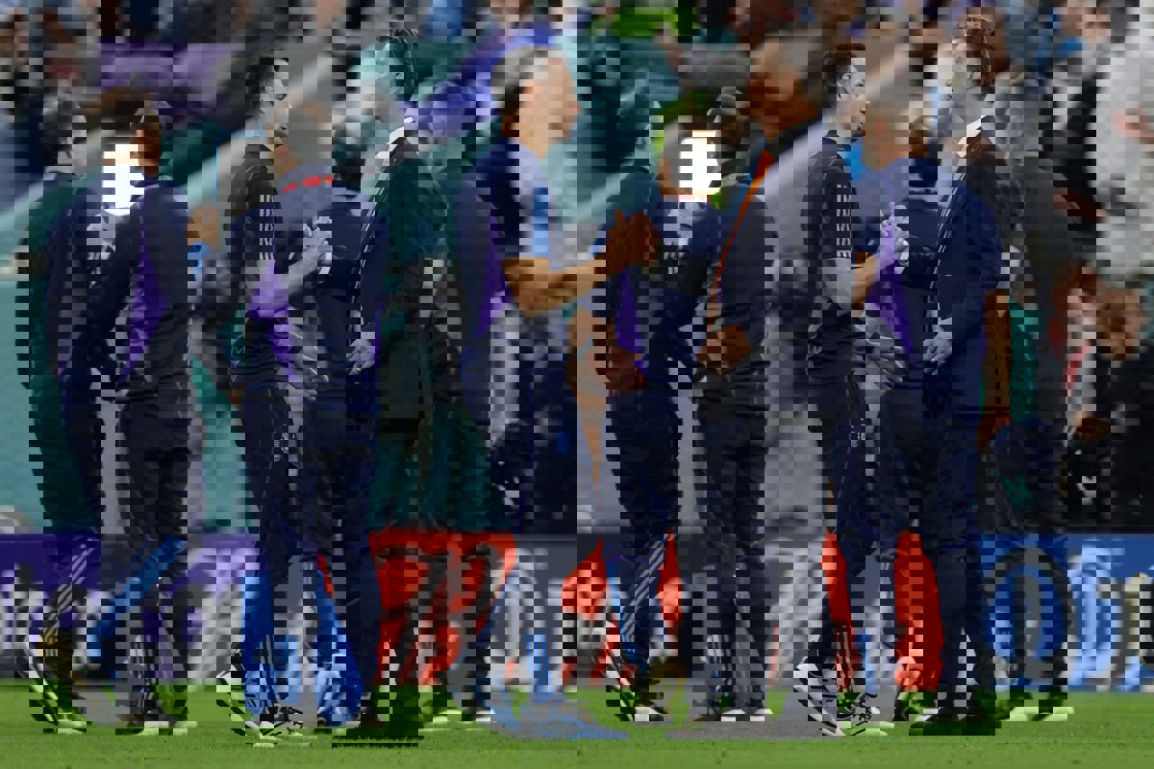2062561