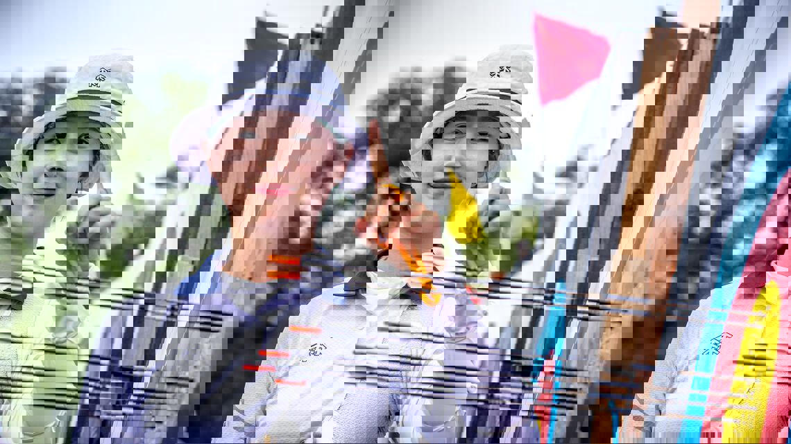 2062594