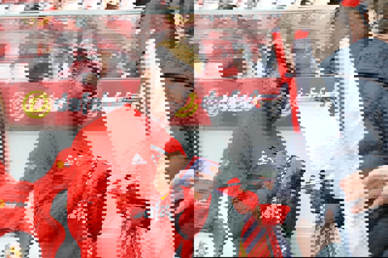 2062761