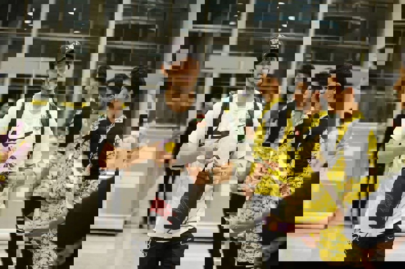 2063251