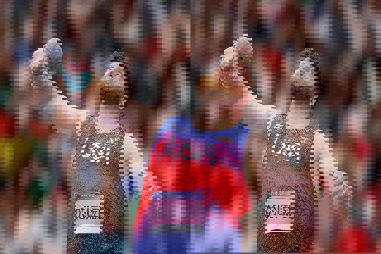 2062826